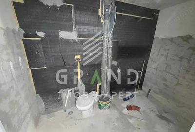 Apartament cu 2 camere semidecomandat în Central - 1