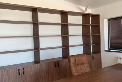 Spațiu comercial, de 40 mp, în Central - 1