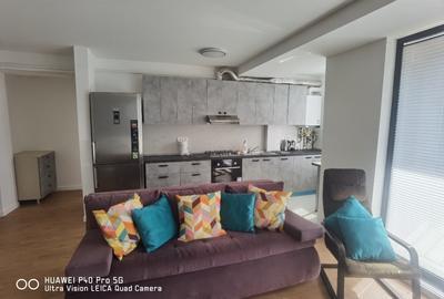 Apartament cu 2 camere decomandat în Gara