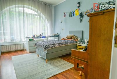 Casa individuala cu teren 1702 mp - ID V4657 - 2