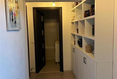 Apartament cu 3 camere decomandat în Astra - 8