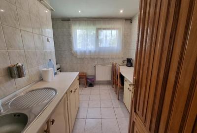 Apartament 4 camere, Târgu Jiu – strada General Christian Tell - 5