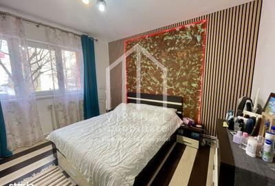 Apartament cu 3 camere decomandat, mobilat în Vasile Aaron - 1