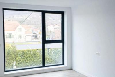 Apartament cu 4 camere decomandat în Vest - 1