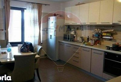 Casă cu 4 camere cu Teren 768 Mp în Sânpetru - 5