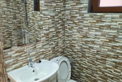 Casă cu 7 camere cu Teren 250 Mp în Central - 17