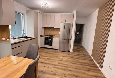 Apartament cu 3 camere semidecomandat în Florești - 3