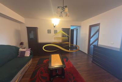 Apartament cu 3 camere decomandat, mobilat în Letea