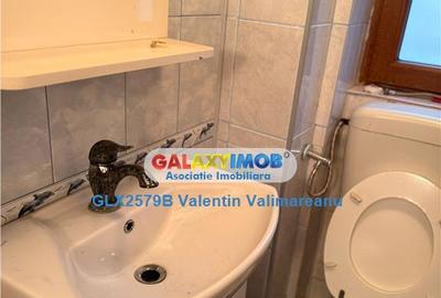 Apartament cu 3 camere decomandat în Cișmigiu