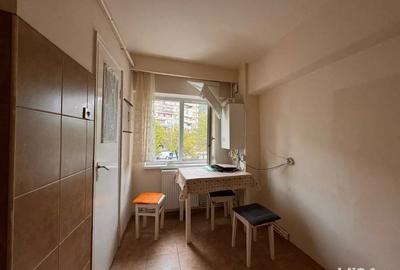 Ap.4 camere etj 1 b-dul Decebal - 10