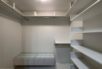 Triplex în North Lake View,terasa 81mp,4 locuri de parcare și 2 boxe  incluse - 21