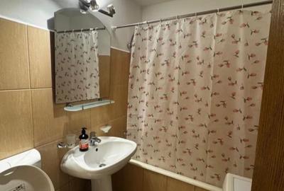 Garsonieră decomandată, mobilată în Vitan - 4