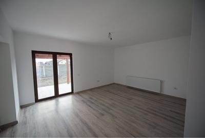 Duplex cu 3 camere cu Canalizare în Moșnița Nouă - 6
