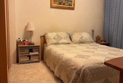Vand apartament 3 camere bloc T19 - 1