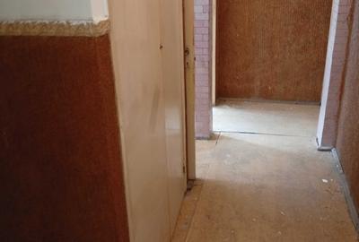 Apartament cu 3 camere semidecomandat în Malu Roșu - 3