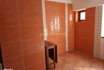 Apartament cu 3 camere, mobilat în 9 Mai - 7