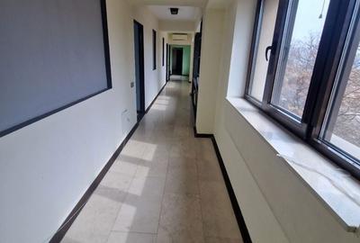 Apartament cu 4 camere în Victoriei - 19