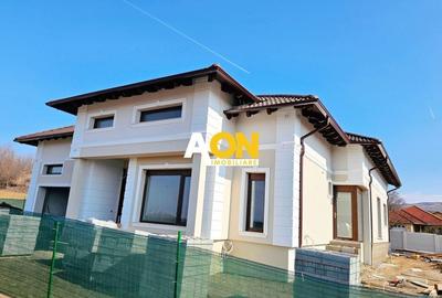 Casa 6 camere in Ciugud, dotari premium si design modern, 710 mp teren