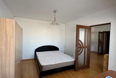 Apartament cu 2 camere semidecomandat în Podu Roș - 1