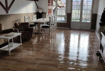 Casă cu 5 camere cu Teren 1400 Mp în Galeș - 3
