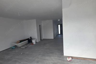 Casă cu 3 camere cu Teren 350 Mp în Central - 6