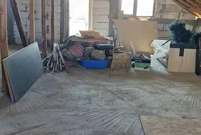 Casă cu 3 camere în Central