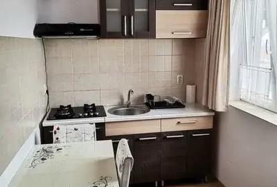 Garsonieră decomandată în Aradului