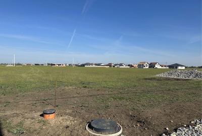 Teren de 1000 mp, în Zimandcuz - 2