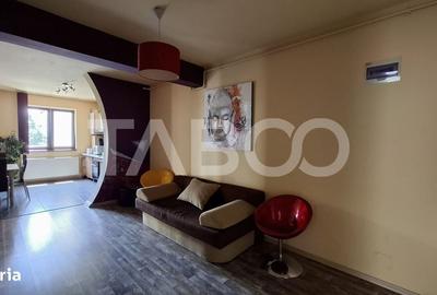 Apartament cu 3 camere decomandat în Turnișor