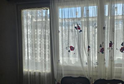 Apartament cu 3 camere semidecomandat în Titan - 8