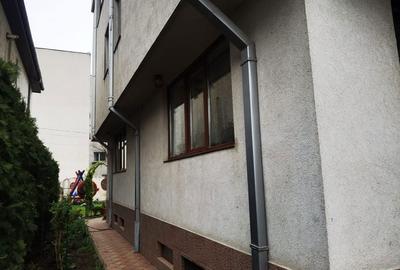 Casă cu 4 camere în Central - 10