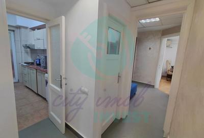 Apartament cu 4 camere semidecomandat în P-ța Sfântul Ștefan - 9