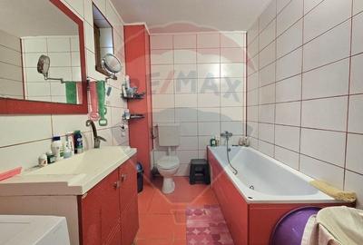 Casă cu 7 camere de vânzare in Lumina Constanta - 6