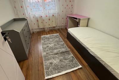 Apartament cu 3 camere decomandat în Exercițiu - 14