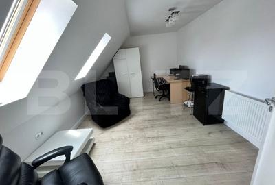 Apartament de vanzare, cu 4 camere, 98 mp, zona Ștrand - 5