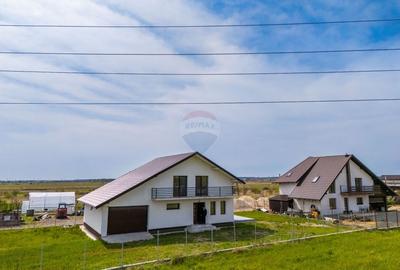 Casă cu 4 camere cu Teren 1000 Mp în Bradu - 23