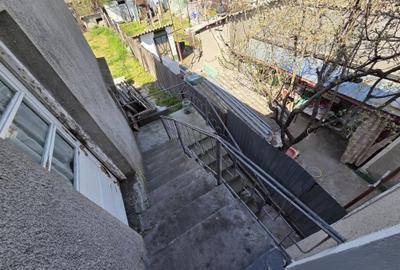 Casă cu 5 camere cu Teren 213 Mp în Carierei - 8