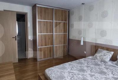 Casă cu Teren 187 Mp în 1 Decembrie - 12