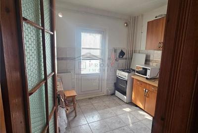 Apartament cu 2 camere decomandat, mobilat în Obcini