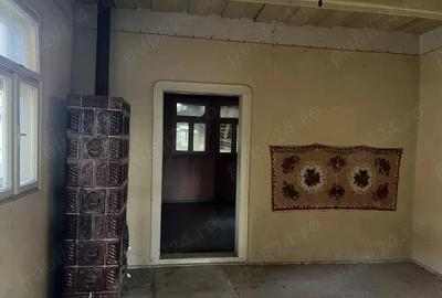 Casa cu cerdac ?i gradina mare teren 7217 mp . Curent trifazic Casa cu cerdac ?i gradina mare teren 7217 mp . Curent trifazic - 3