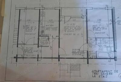 Vand urgent apartament 3 camere ultracentral (zona Luca )Campina - 4