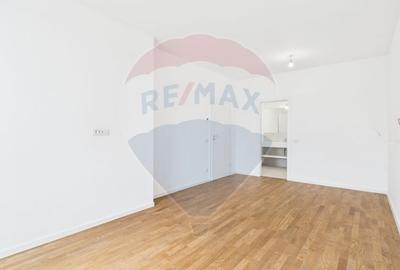 Apartament cu 3 camere decomandat în Băneasa - 11