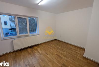 Casă cu 9 camere cu Canalizare în Andrei Mureșanu - 19