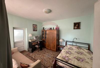 Casă individuală cu 3 camere cu Teren 2500 Mp în Benesat - 10