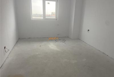 Penthouse cu 4 Camere si terasa de 160 mp in zona centrala a - 3