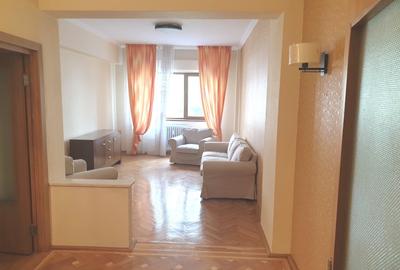 Un frumos apartament de inchiriat vizavi de teatrul Metropolis - 1