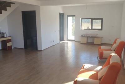 Casa in rate pe 5 ani - Curte 200mp - 4 Camere - 2 Bai - Comuna Berceni! - 5