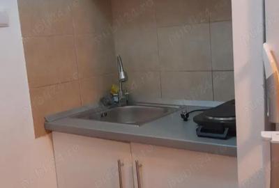 Garsonieră decomandată în Astra - 2