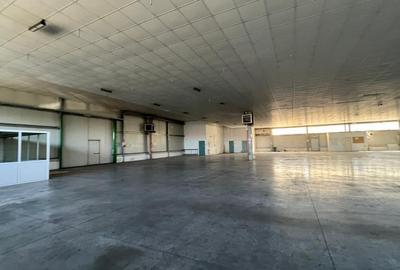 Spațiu comercial, de 1,400 mp, în Aeroport - 2