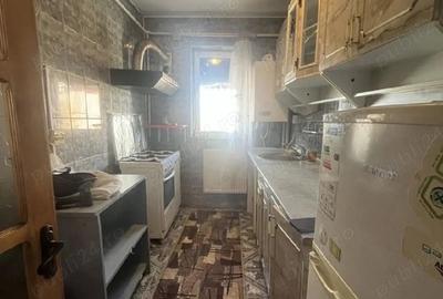 Ap cu 3 Camere Piata Alexandru - 2